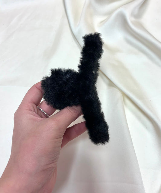 Black Fluffy Cross Claw Clip