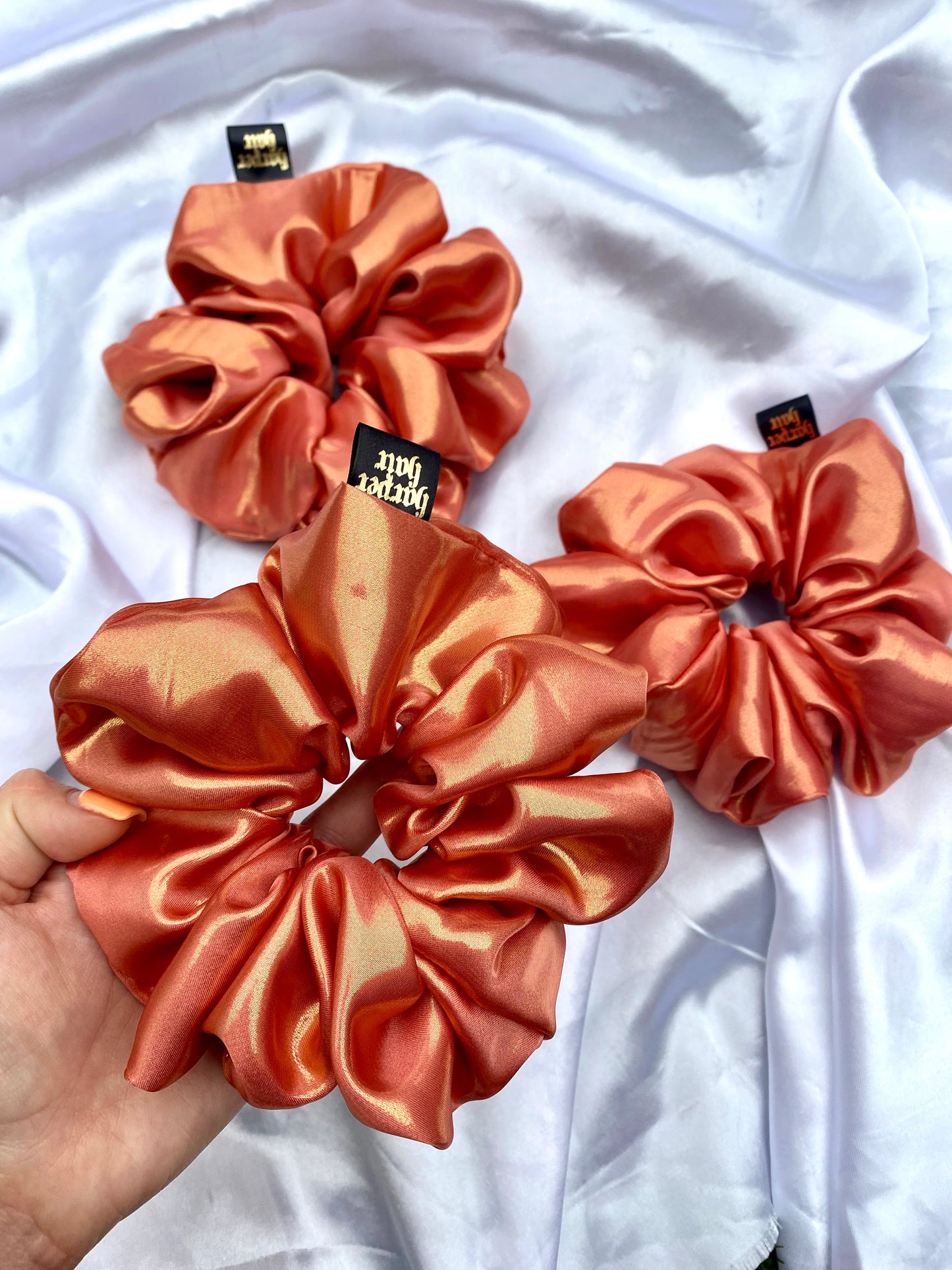 Rosé Scrunchie